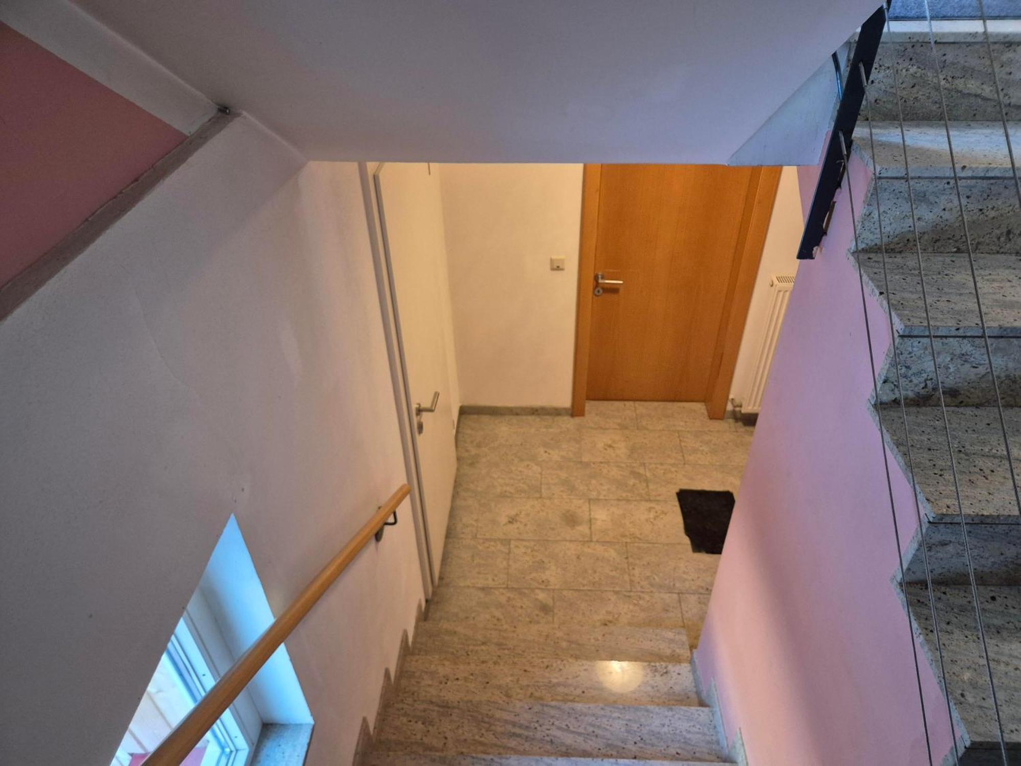 Alfenz Apartment